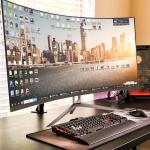 What interfaces are available on this monitor?